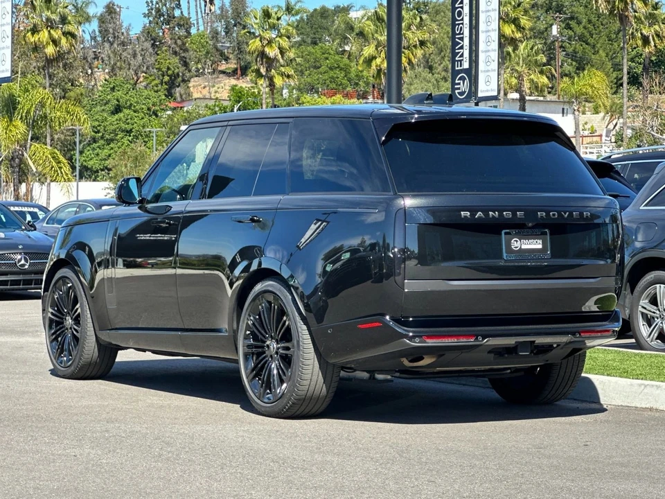 2024 Land Rover Range Rover L460 - Image 5 of 31