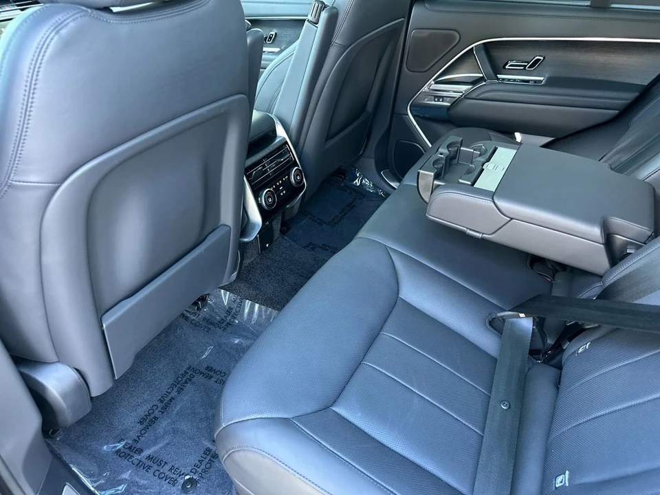 2024 Land Rover Range Rover L460 - Image 12 of 31