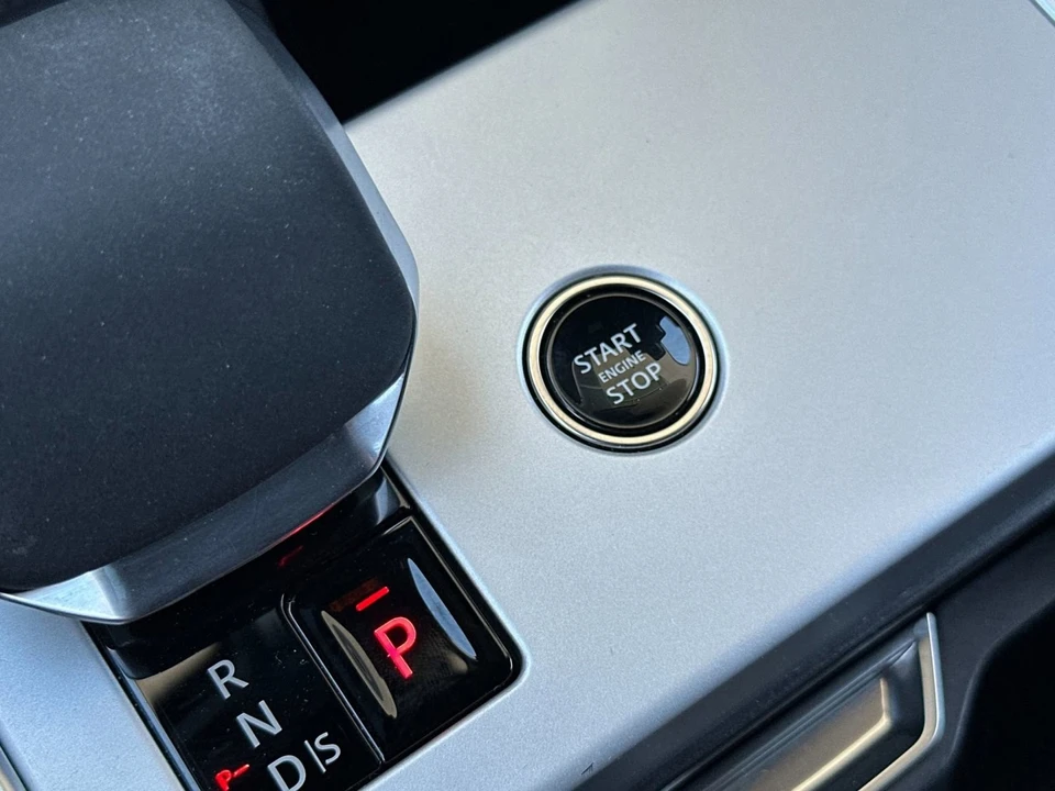 2024 Land Rover Range Rover L460 - Image 24 of 31