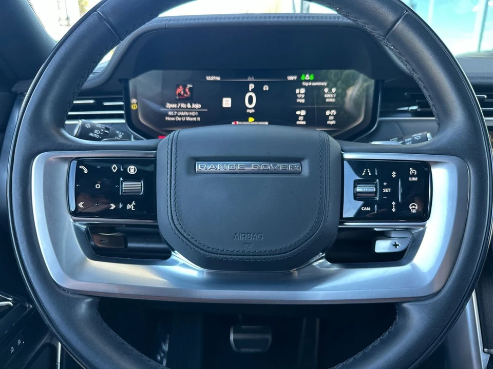 2024 Land Rover Range Rover L460 - Image 25 of 31