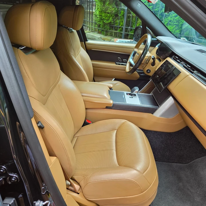 2024 Land Rover Range Rover L460 - Image 27 of 31