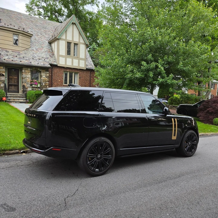 2024 Land Rover Range Rover L460 - Image 17 of 31