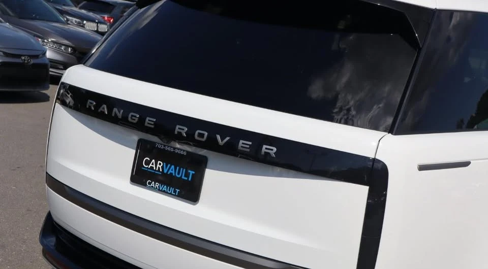 2024 Land Rover Range Rover L460 - Image 12 of 13