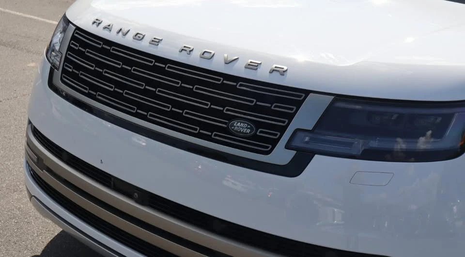 2024 Land Rover Range Rover L460 - Image 4 of 13