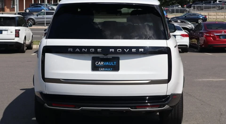 2024 Land Rover Range Rover L460 - Image 8 of 13