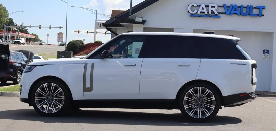 2024 Land Rover Range Rover L460 - Image 5 of 13