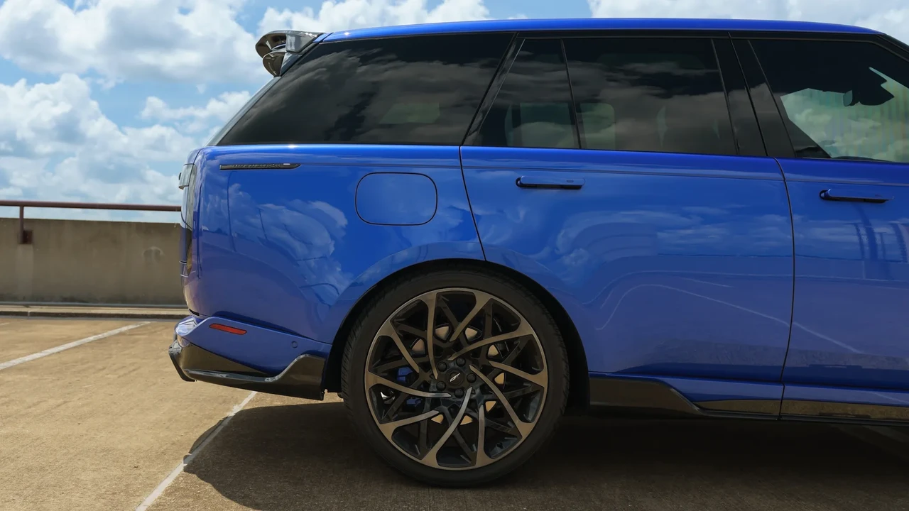 2024 Land Rover Range Rover L460 - Image 17 of 31