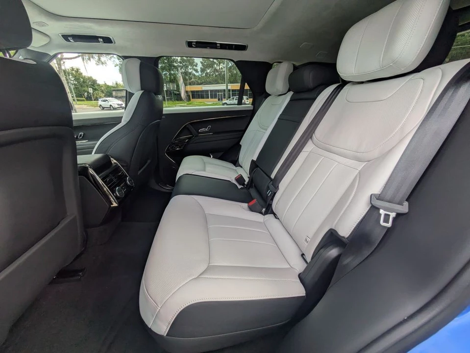 2024 Land Rover Range Rover Sport L461 - Image 17 of 31