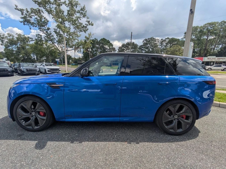 2024 Land Rover Range Rover Sport L461 - Image 8 of 31