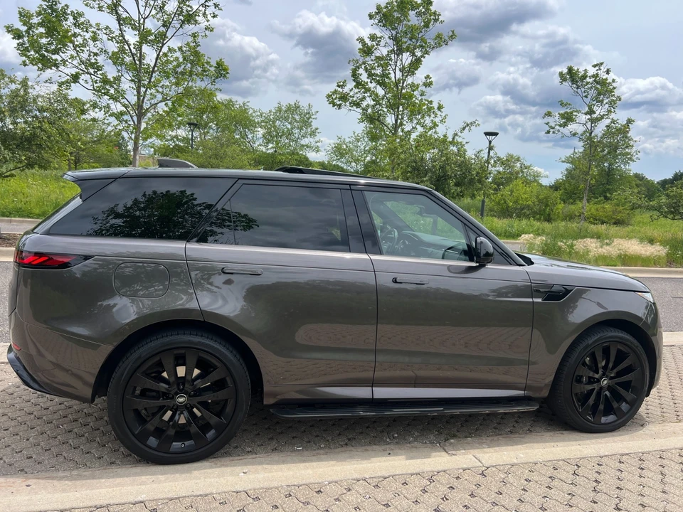2024 Land Rover Range Rover Sport L461 - Image 9 of 31