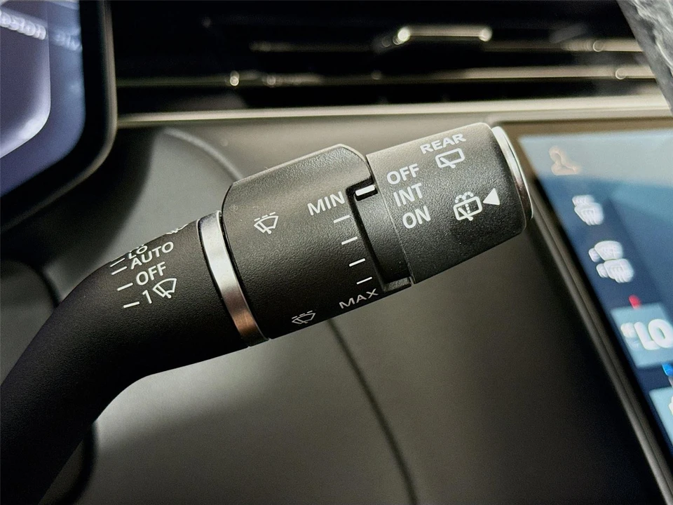 2024 Land Rover Range Rover Sport L461 - Image 6 of 31