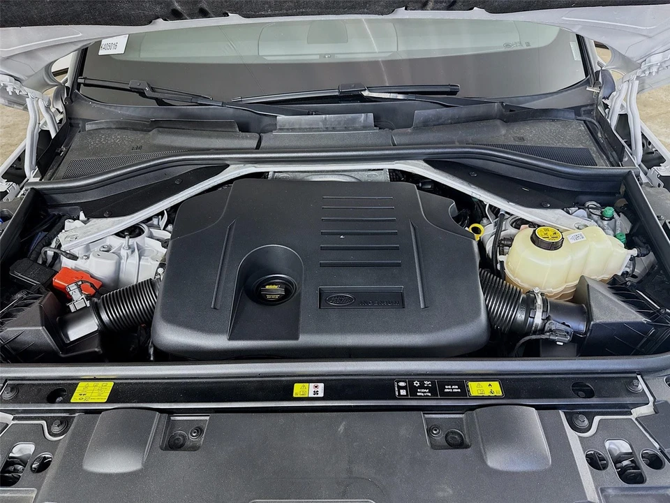 2024 Land Rover - Image 29 of 31