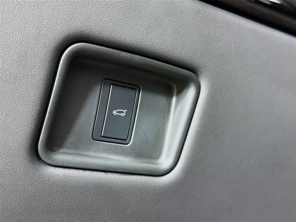 2024 Land Rover Range Rover Sport L461 - Image 7 of 31