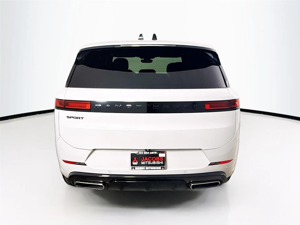 2024 Land Rover - Image 28 of 31