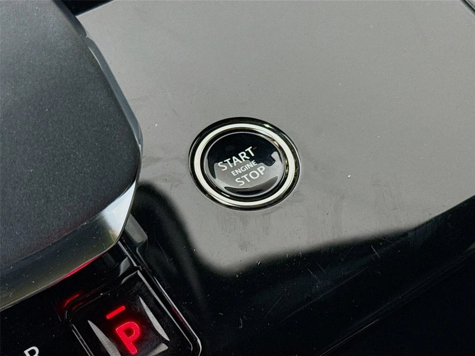 2024 Land Rover - Image 13 of 31