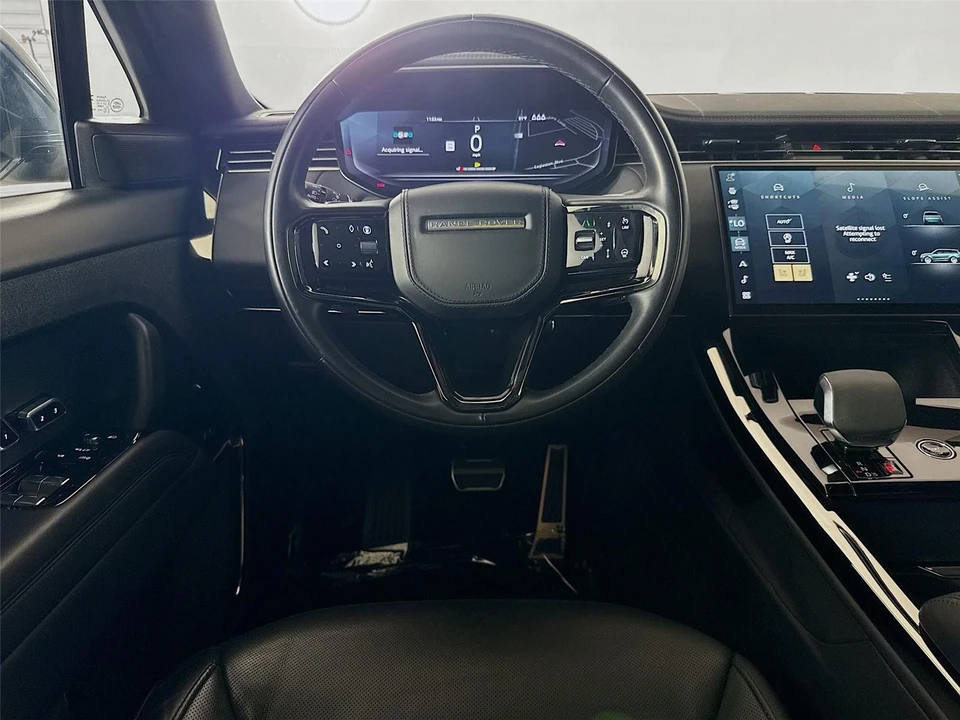 2024 Land Rover - Image 3 of 31