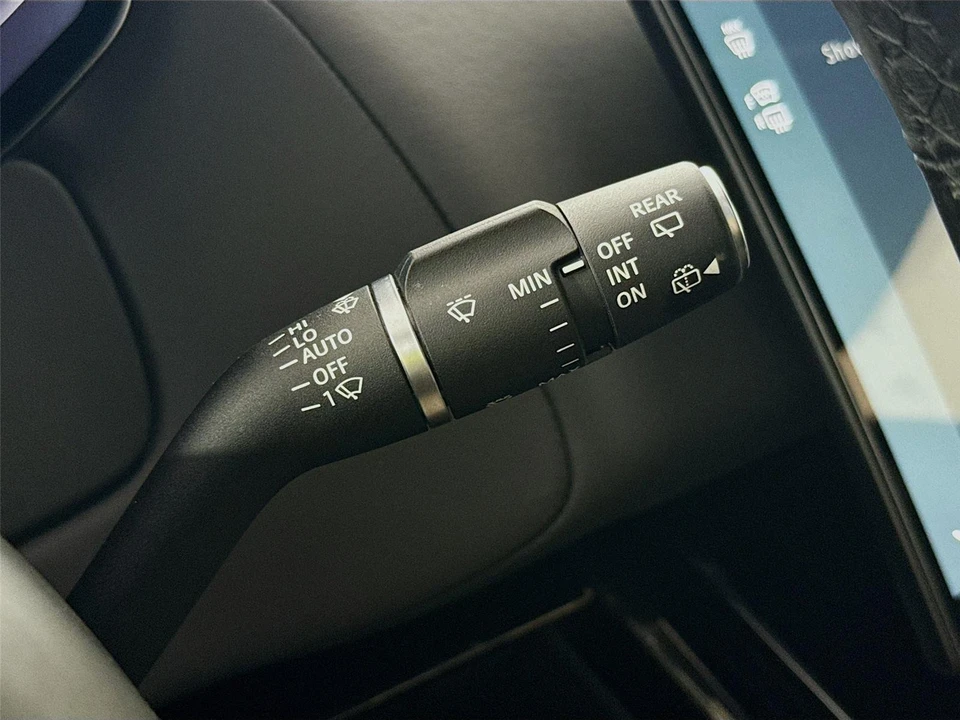 2024 Land Rover - Image 6 of 31