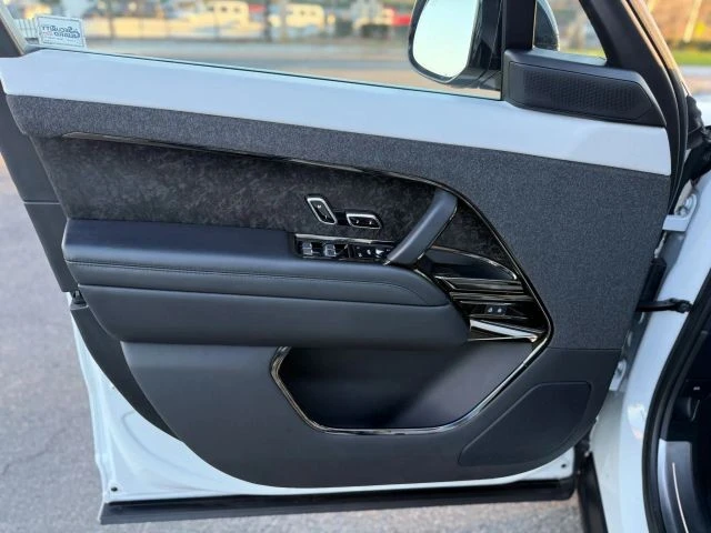 2024 Land Rover Range Rover Sport L461 - Image 23 of 30