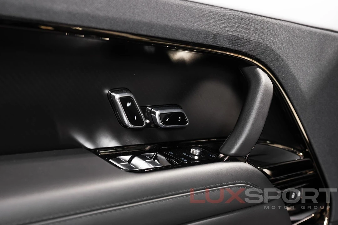 2024 Land Rover Range Rover Sport SV L461 - Image 21 of 31