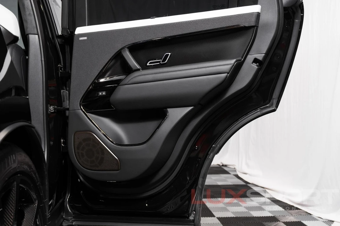 2024 Land Rover Range Rover Sport SV L461 - Image 25 of 31