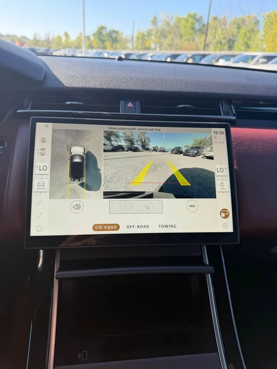 2024 Land Rover Range Rover Velar - Image 12 of 15