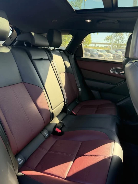 2024 Land Rover Range Rover Velar - Image 14 of 15