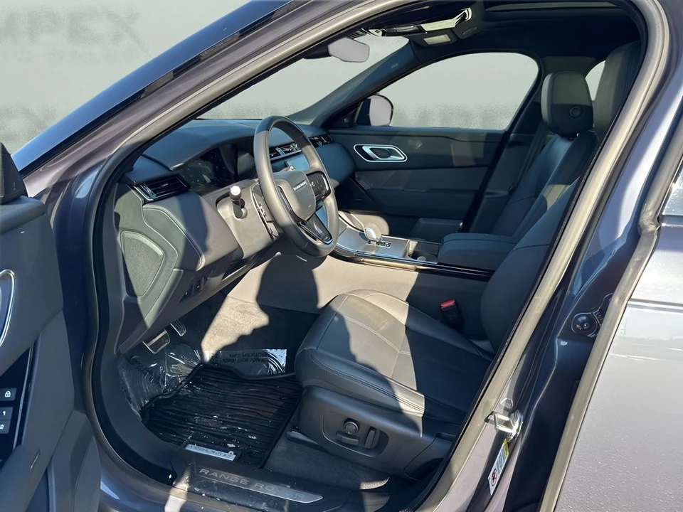 2024 Land Rover Range Rover Velar - Image 9 of 21