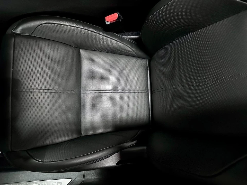 2024 Land Rover Range Rover Velar - Image 12 of 12
