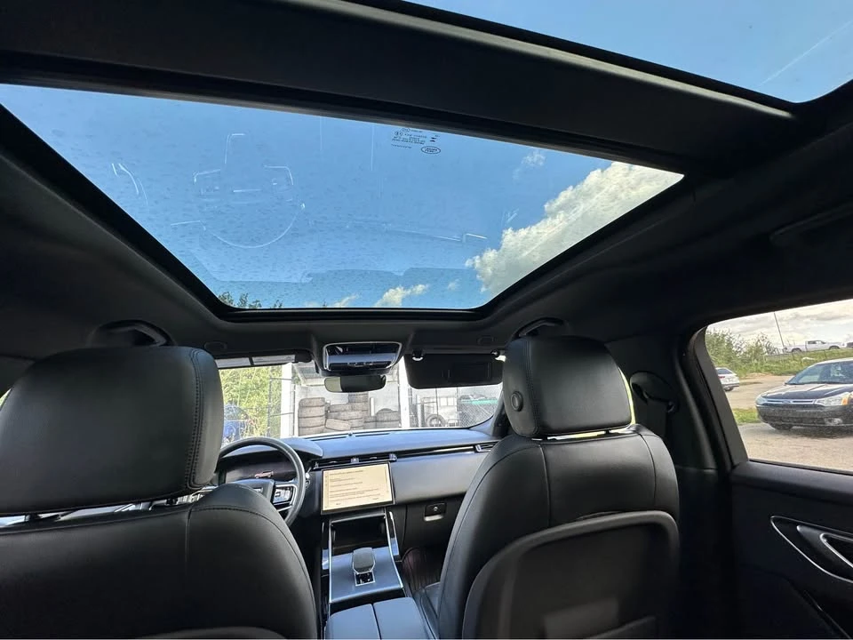 2024 Land Rover Range Rover Velar - Image 18 of 20