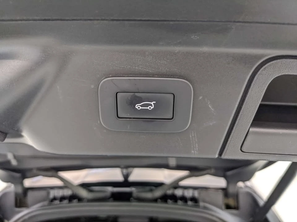 2024 Land Rover Range Rover Velar - Image 6 of 20