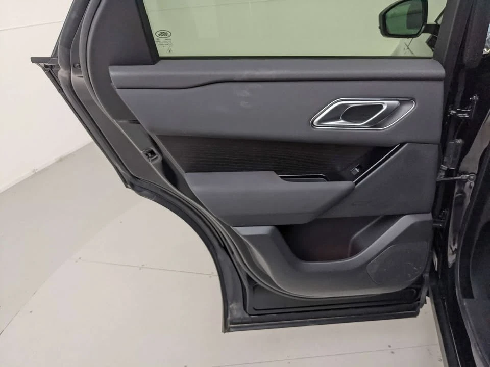 2024 Land Rover Range Rover Velar - Image 10 of 20