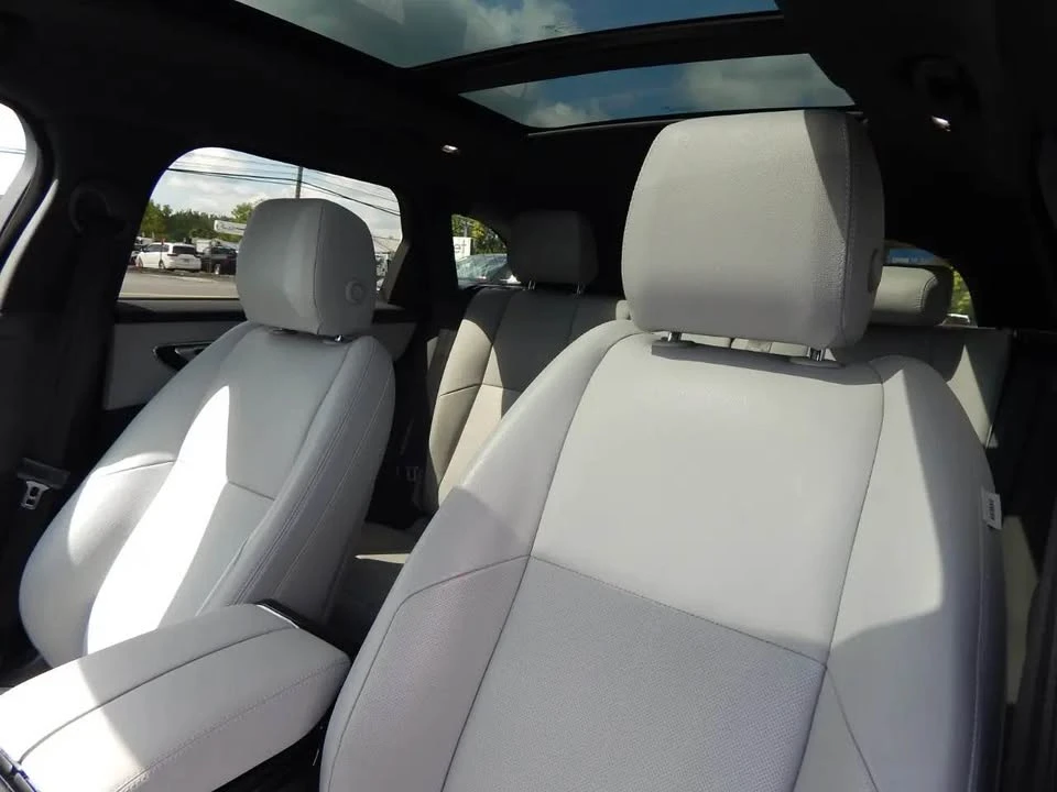 2024 Land Rover Range Rover Velar - Image 5 of 5