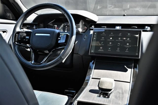 2024 Land Rover Range Rover Velar - Image 20 of 21