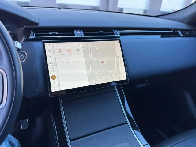 2024 Land Rover Range Rover Velar - Image 16 of 21