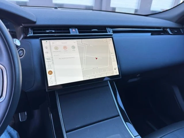 2024 Land Rover Range Rover Velar - Image 18 of 21