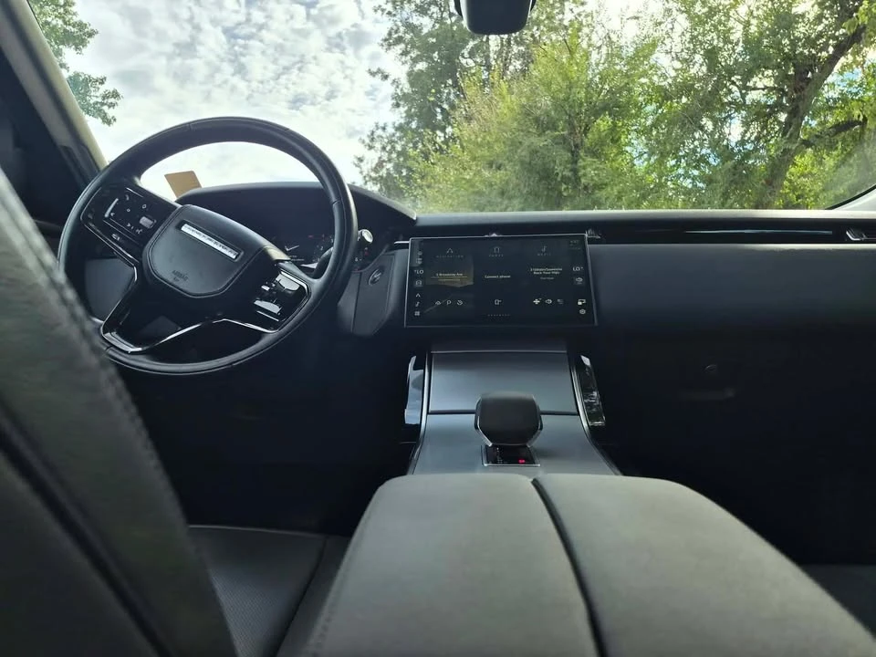 2024 Land Rover Range Rover Velar - Image 7 of 14