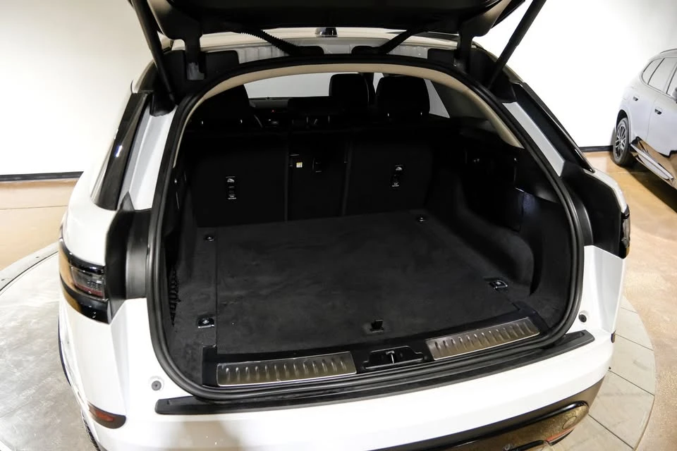 2024 Land Rover Range Rover Velar - Image 5 of 20