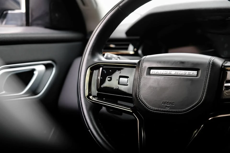 2024 Land Rover Range Rover Velar - Image 17 of 20