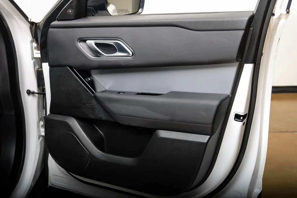 2024 Land Rover Range Rover Velar - Image 10 of 20