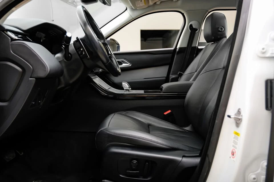 2024 Land Rover Range Rover Velar - Image 16 of 20