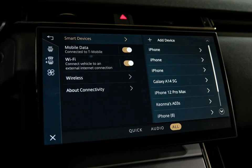 2024 Land Rover Range Rover Velar - Image 7 of 20