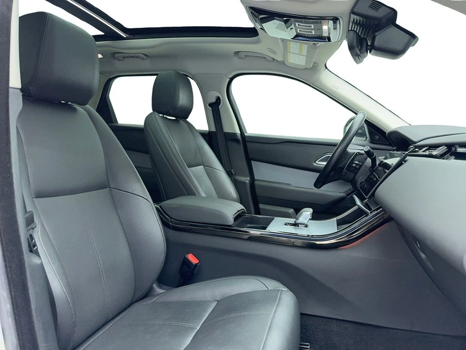 2024 Land Rover Range Rover Velar - Image 18 of 21