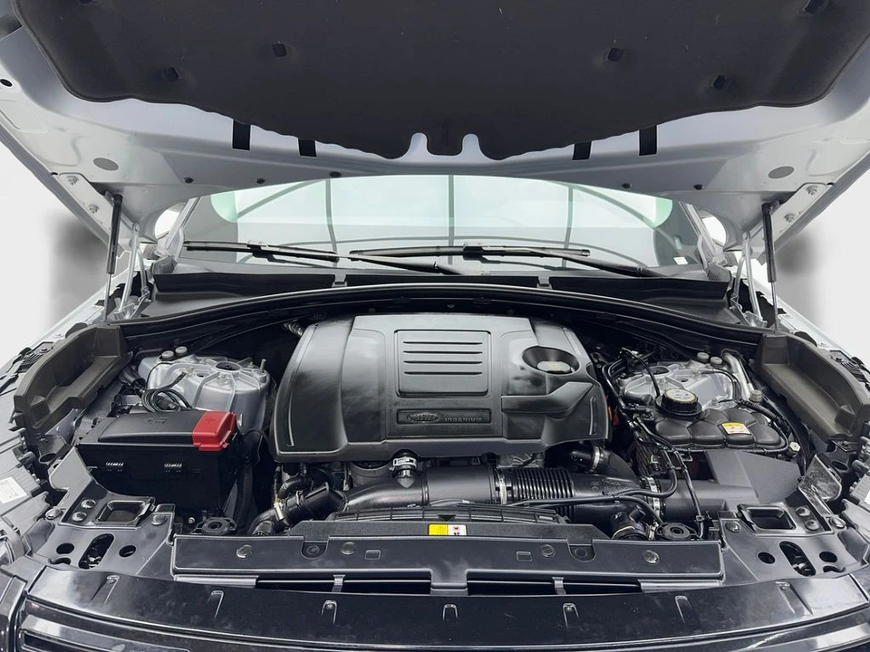 2024 Land Rover Range Rover Velar - Image 12 of 21