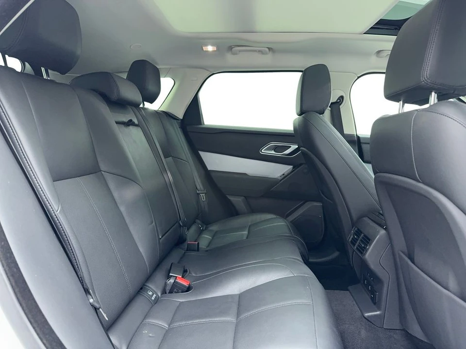 2024 Land Rover Range Rover Velar - Image 17 of 21