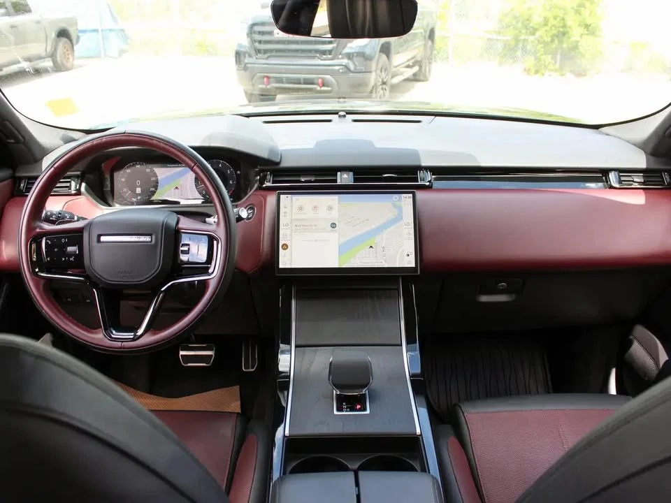 2024 Land Rover Range Rover Velar - Image 11 of 16