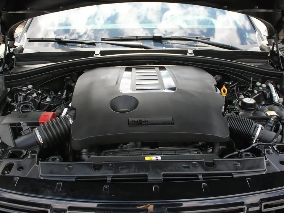 2024 Land Rover Range Rover Velar - Image 7 of 16
