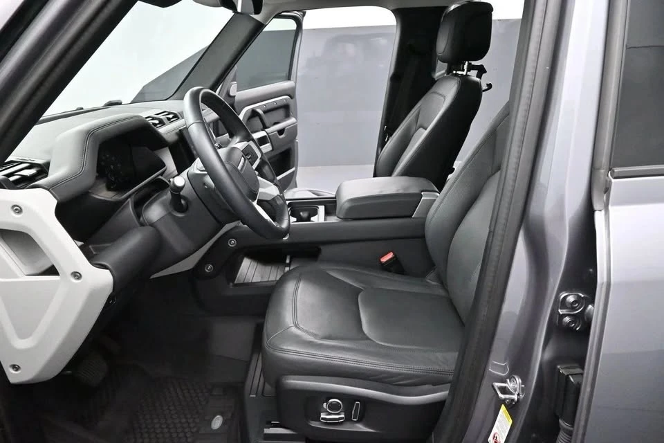 2024 Land Rover Defender L663 - Image 11 of 15