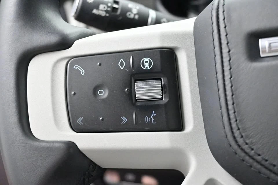 2024 Land Rover Defender L663 - Image 15 of 15