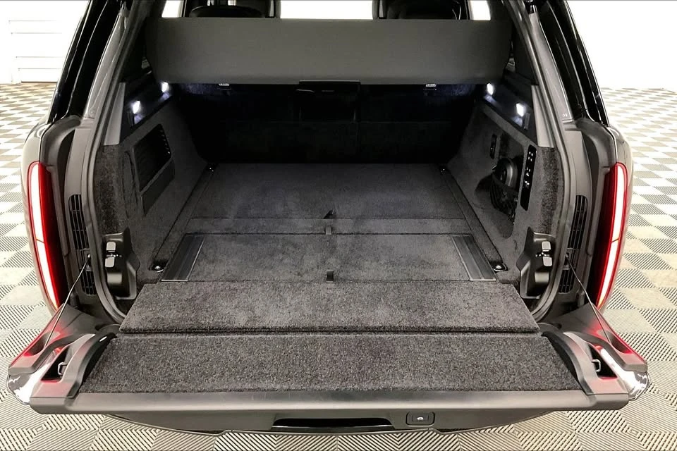 2024 Land Rover Range Rover L460 - Image 8 of 17
