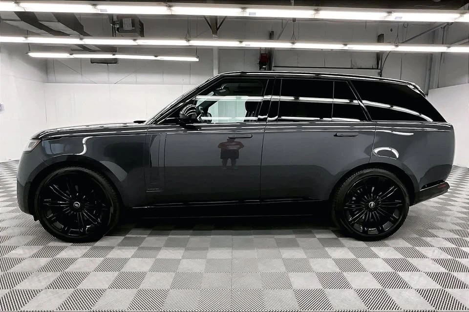 2024 Land Rover Range Rover L460 - Image 6 of 17
